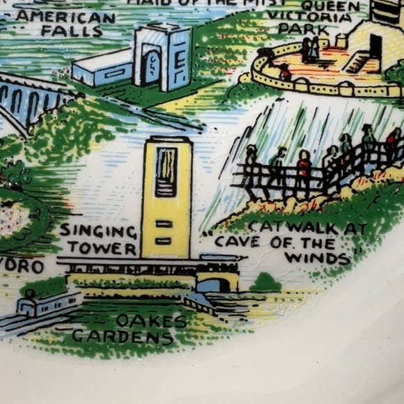Vintage Niagara Falls Canada Souvenir Trinket Dish - Picture 3 of 9